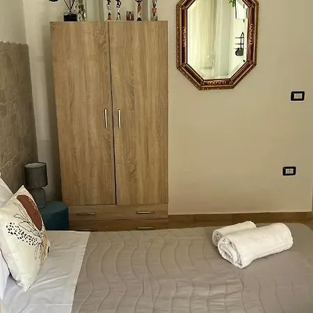 Faro's Gasthuis Bari